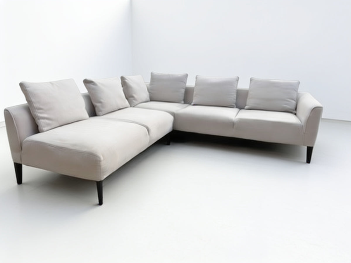 King Living - William Modular 6 Seater Sofa